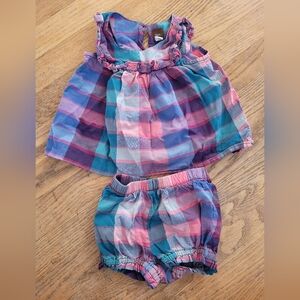 Tea plaid Baby Outfit - Pink, blue, purple 12-18 months
